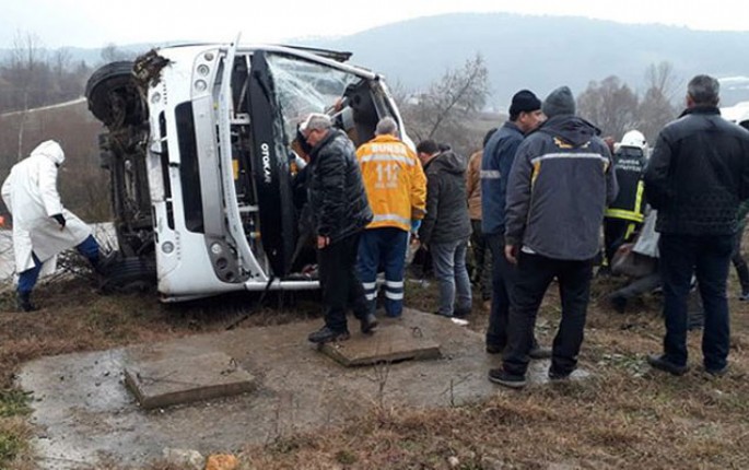 Yasdan qayıdanlar qəzaya düşdülər - 19 yaralı