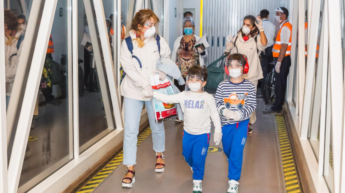 AZAL Dubaydan çarter reysi yerinə yetirdi - FOTO