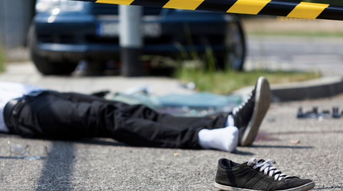 В Баку сбитый автомобилем пешеход скончался в больнице