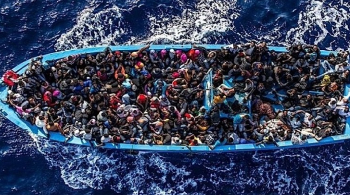 Miqrant qayığı batıb, 38 nəfər ölüb 