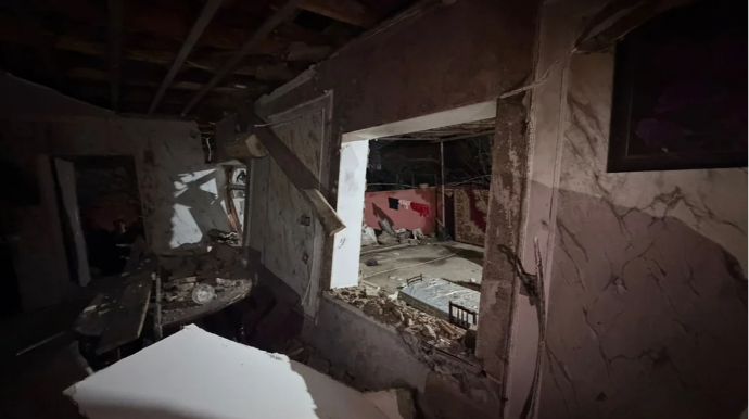 Şirvanda yaşayış evində partlayış: Xəsarət alan var - VİDEO