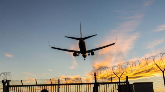 Ermənistan hava məkanını Rusiyaya bağlaya bilər 