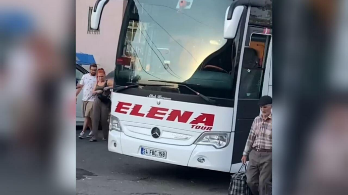 Türkiyənin turist avtobusu İrəvana gəldi: Erməniləri İstanbula aparacaq 