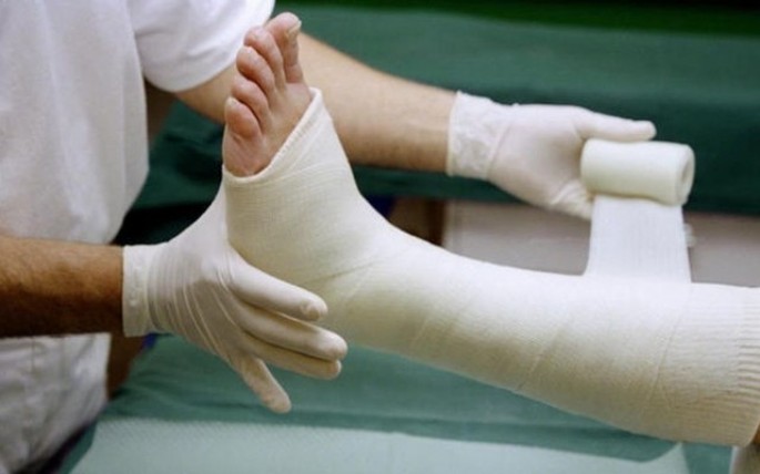 Gədəbəydə yol qəzasında 49 yaşlı kişinin ayaqları sındı