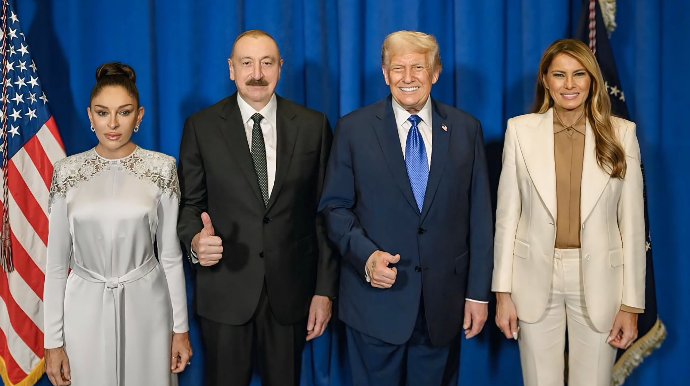 ABŞ-də xatirə FOTOsu 