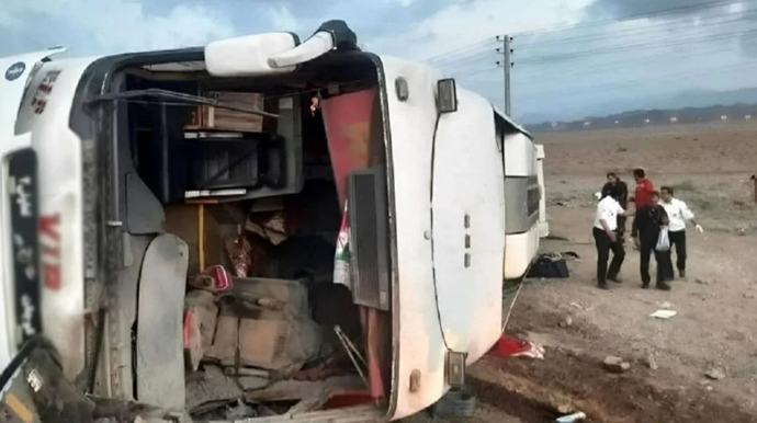 İranda avtobus aşdı - Ölənlər var 