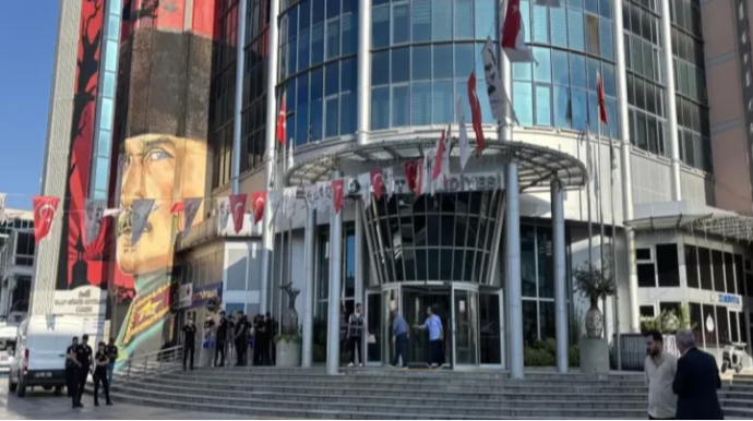 Türkiyədə daha bir bələdiyyə sədri saxlanıldı – Detallar