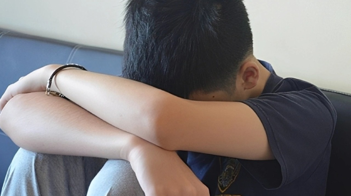 Bakıda ana azyaşlı oğlunu döyüb? - Rəsmi açıqlama 