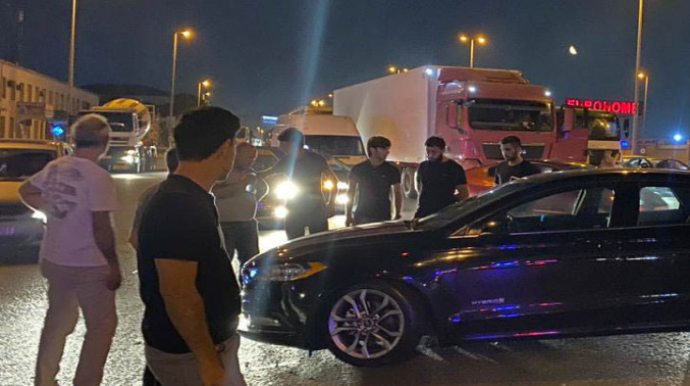 "Baku Bus"ın avtobusu ilə minik maşını toqquşub - FOTO 