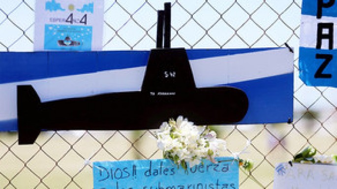 İtmiş sualtı qayıqda 44 nəfərin olduğu müəyyən edilib