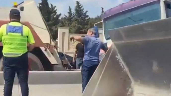 Bakı-Sumqayıt yolunda baş verən qəzanın fəsadları aradan qaldırılıb - YENİLƏNİB + VİDEO 