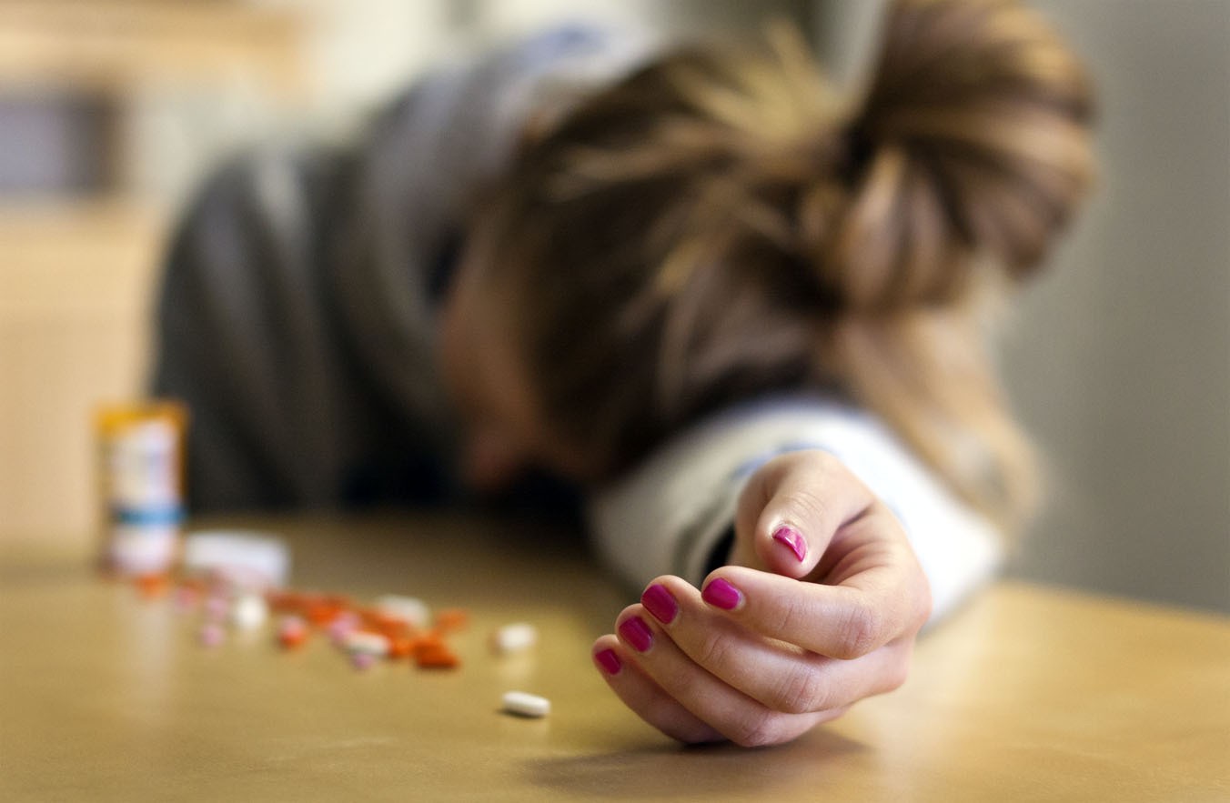 23 yaşlı qadın dərmandan zəhərlənərək ölüb - Abşeronda