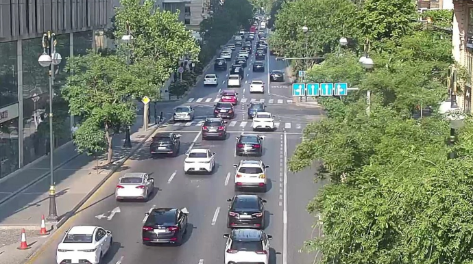 На каких улицах Баку 11 июня наблюдаются транспортные заторы? - ФОТО