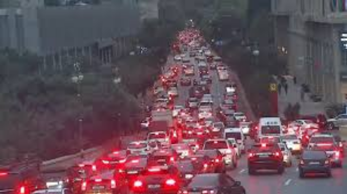 Bu küçələrdə sıxlıq var - SÜRÜCÜLƏRİN DİQQƏTİNƏ