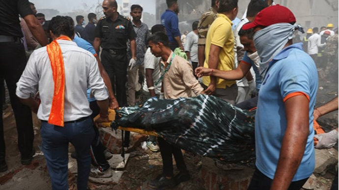 Təyyarənin düşdüyü yataqxanadan görüntülər: 30 meyit tapıldı - FOTO - VİDEO