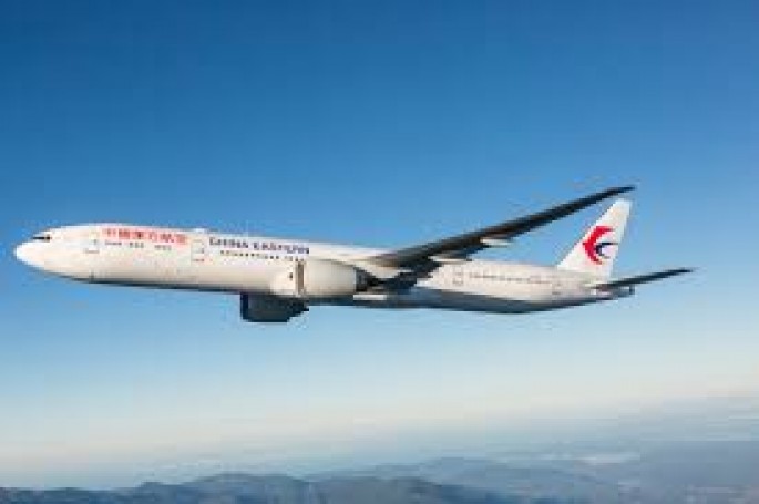 Təyyarə yanğın səbəbindən təcili eniş edib