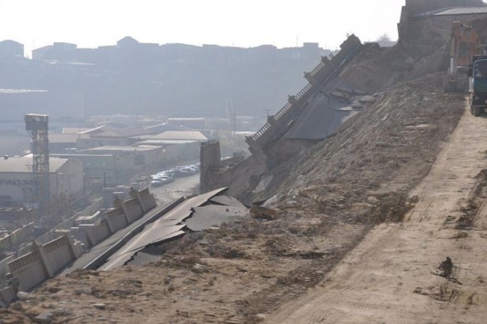 Bibiheybət yolunda sürüşmə ərazisinə baxış keçirilib - FOTO