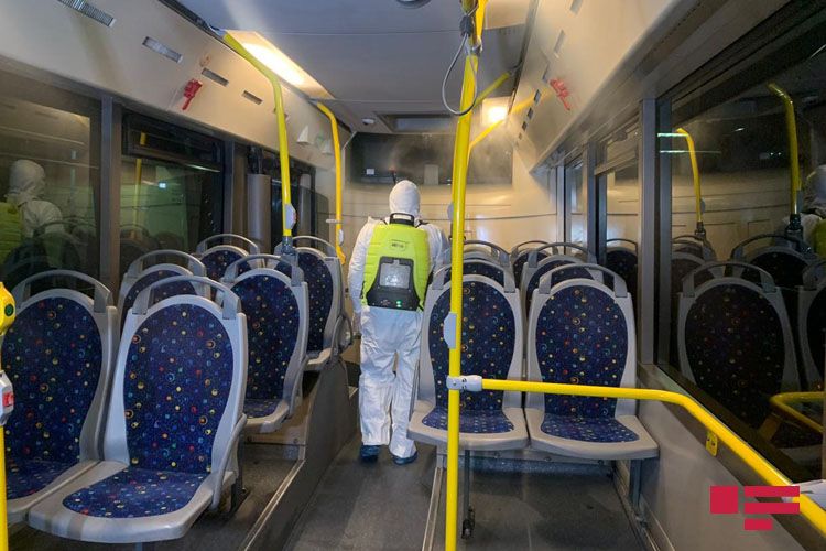 “Bakubus” MMC-nin qarajında avtobuslarda dezinfeksiya işləri aparılıb  - FOTO