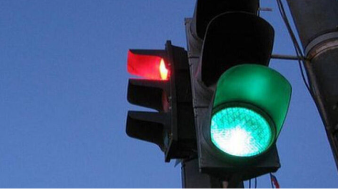 Sürücülərin NƏZƏRİNƏ: İşıqforlar bu cür işləyə bilər...