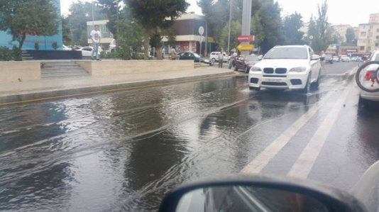 Prezidentin gəlişindən 1 həftə sonra yol bu vəziyyətdədir- FOTOLAR