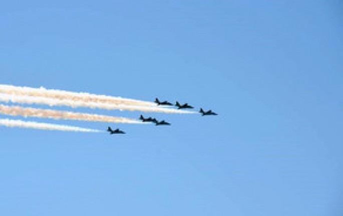 Hərbi aviasiya vasitələri Bakı buxtası üzərində hazırlıq uçuşları keçirib