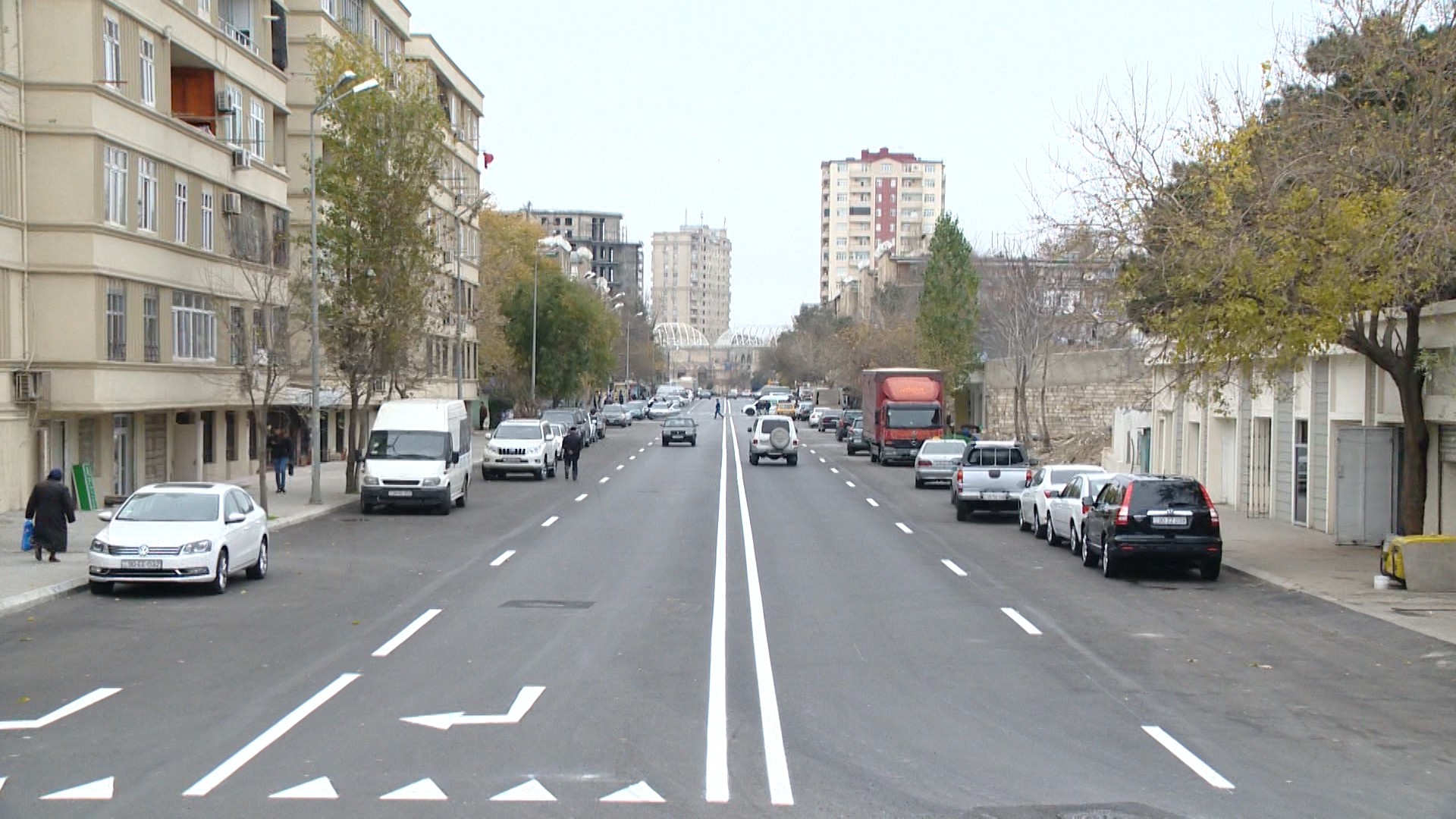 Daha iki küçə təmirdən sonra sürücülərin ixtiyarına verildi – FOTO-VİDEO