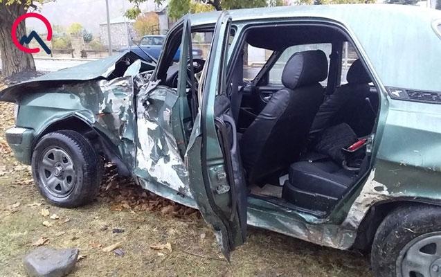 22 yaşlı sürücü qəza törətdi: 4 nəfər yaralandı - FOTO