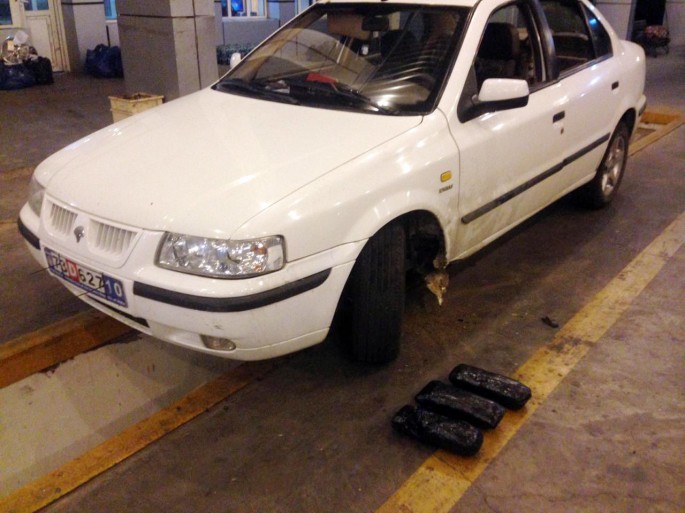 Avtomobildən külli miqdarda psixotrop maddə aşkarlanıb - VİDEO