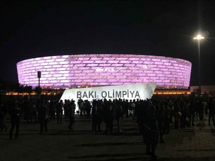 “Polis telefonu əlimdən alıb şəkli sildi” - İngilis jurnalist