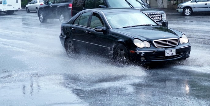 Azərbaycandakı dəyişkən hava şəraitinin səbəbləri AÇIQLANDI