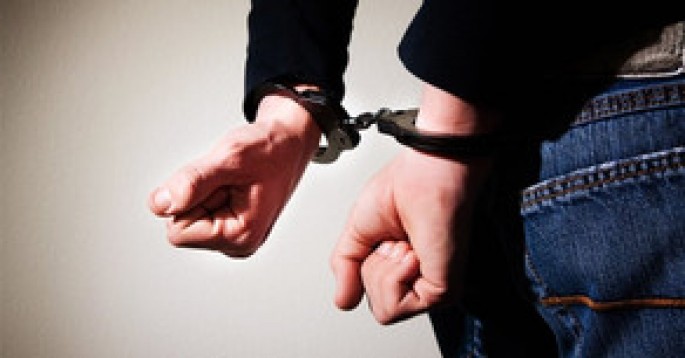 Evlərindən 12 min və qızıl-zinət əşyaları oğurlayan qadın saxlanılıb - Bakıda