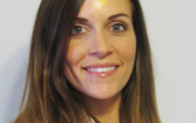 Polis idarəsində biabırçılıq: Alt paltarını polisin ağzına soxdu