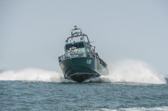 Sərhədçilər İran gəmisinin heyət üzvlərini xilas edib