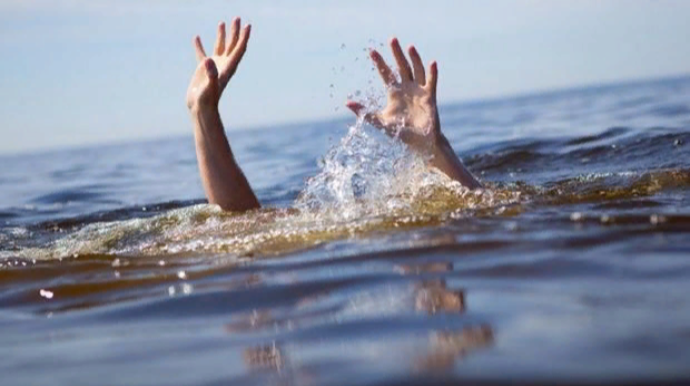 Sumqayıtda iki nəfər dənizdə batıb