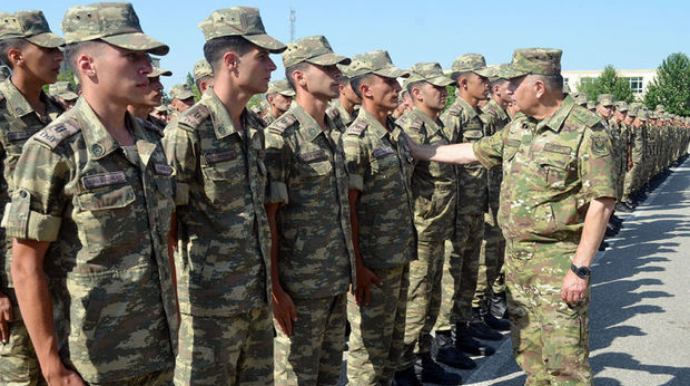 Baş Qərargah rəisi hərbi hissə və bölmələrin döyüş hazırlığını yoxlayıb - FOTO 