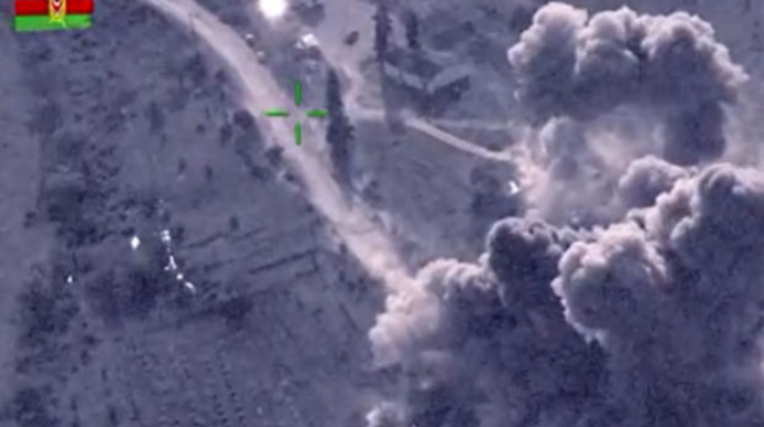 Düşmənin anbarları aviasiya zərbələri ilə darmadağın edildi  - VİDEO