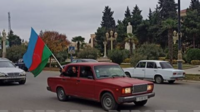 Cəlilabad və Biləsuvar sakinləri qələbəni qeyd edir  - FOTO