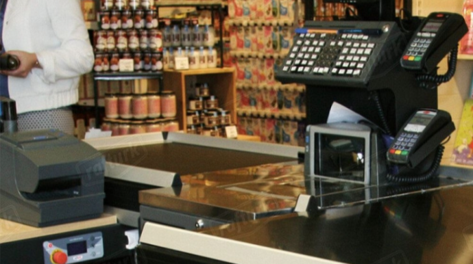 Sumqayıtda mağaza qarət olundu 