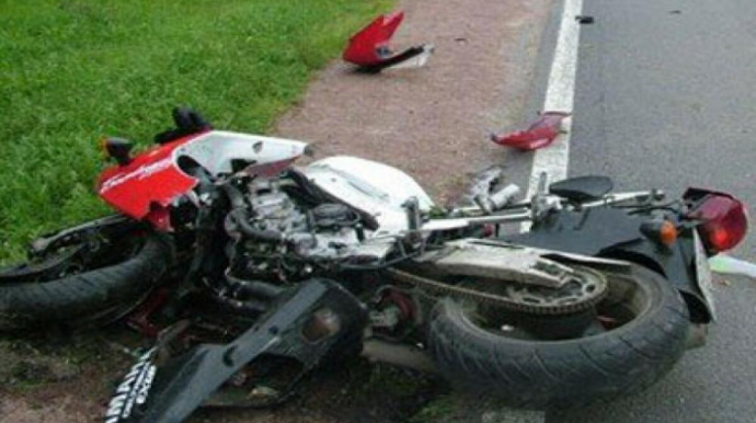 Gəncədə motosiklet sürücüsü qəza törədib