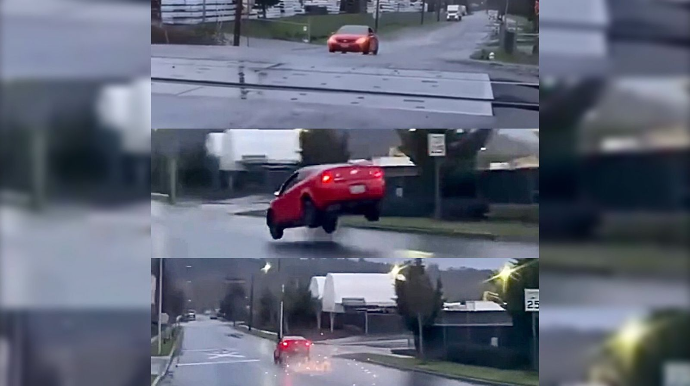 Drift edib qəza şəraiti yaratsa da şounu sonlandırmadı  - VİDEO