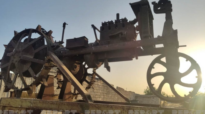 Cəlilabadın Günəşli kəndinin 70 yaşlı ilk traktoru qorunur  