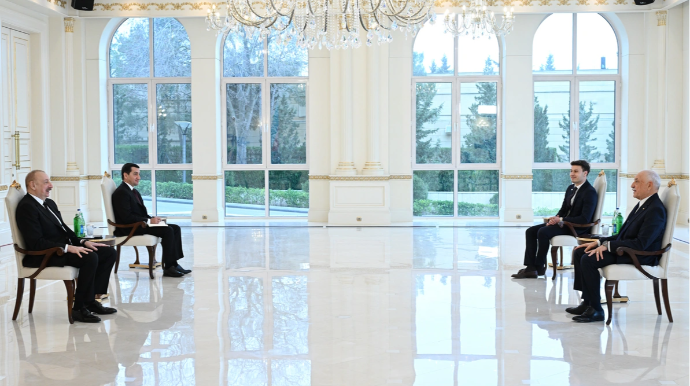 Prezident Paraqvayın yeni səfirininin etimadnaməsini qəbul etdi - FOTO 