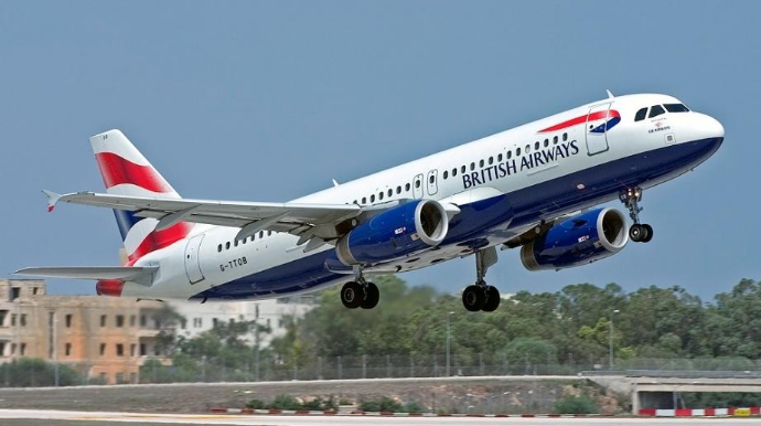 “British Airways” şirkəti sərnişinlərdən üzr istəyib 