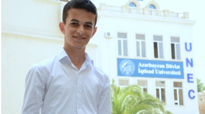Bakıda 685 bal toplamış tələbə intihar etdi - FOTO