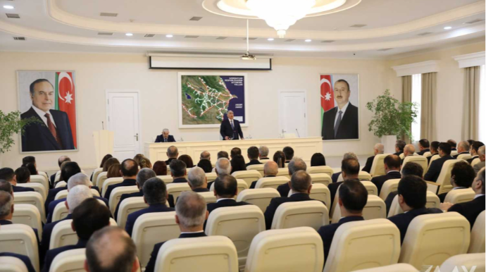 Bu gün avtomobil yolları işçilərinin peşə bayramı günüdür - FOTO