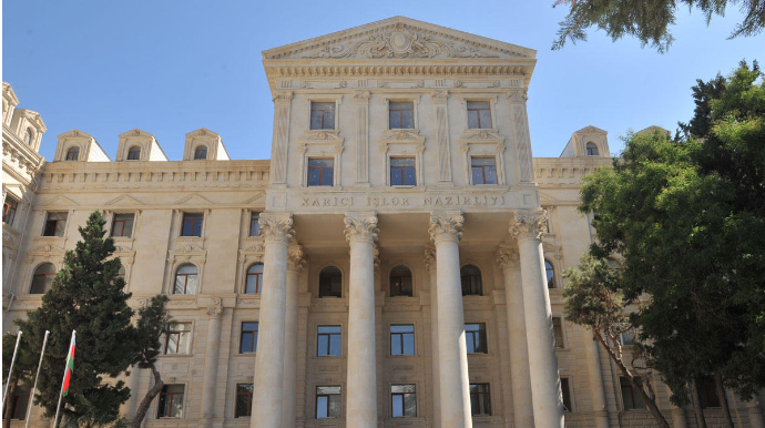 XİN: Azərbaycanla Ermənistan 18 oktyabrdan müvəqqəti humanitar atəşkəsə razılıq verib 