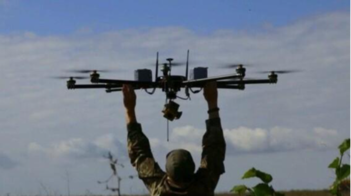 Rusiya Mariupolda öz PUA-sını VURDU 