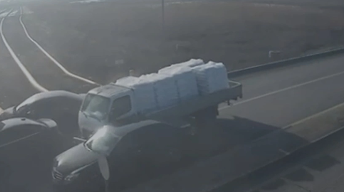 Bakıda eyni yolda baş verən iki qəzanın ANBAAN VİDEOsu