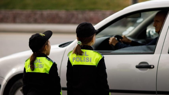 Azyaşlılar yol polisi oldu – MARAQLI VİDEO 