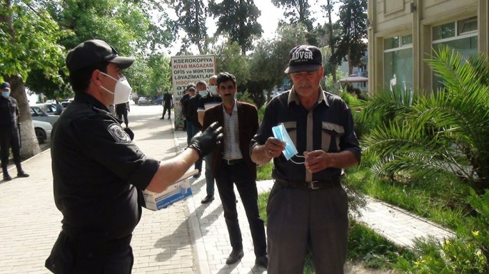 Füzuli və İmişlidə sakinlərdən rejim qaydalarına əməl etmələri tələb olunub - FOTO